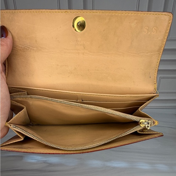 Louis Vuitton X Murakami Multicolor Monogram Sarah Wallet – Full Inclusion - Picture 11 of 13